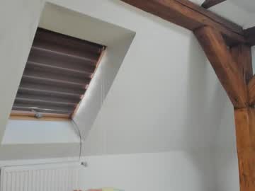 adventurina's chat room