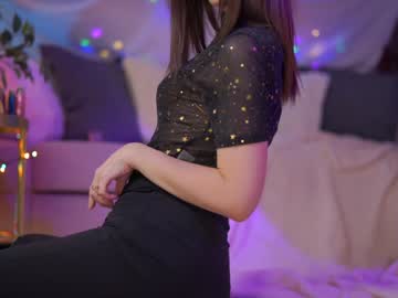 newchloe18's chat room