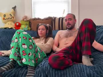 manicpixiedreamfrog's chat room