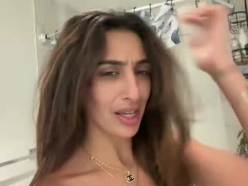 camiliakxoxo's chat room