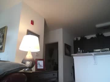 hotblondemilf1962's chat room