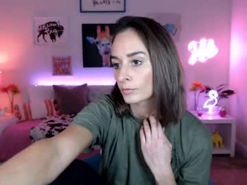 holihurricane's chat room