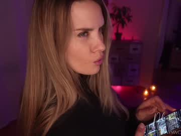 phoenix_taylor's chat room