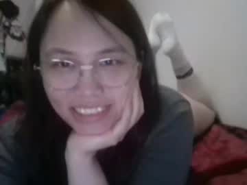 ponies4play's chat room