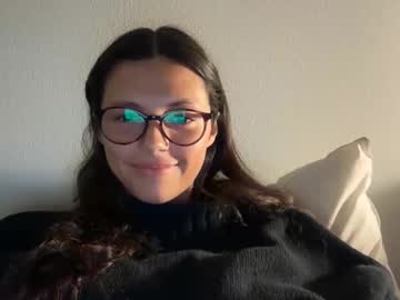 greasybangs's chat room