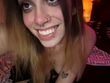 ghoulogic_444's chat room