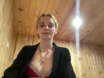 lilbitali's chat room