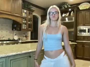 chloexbabe's chat room