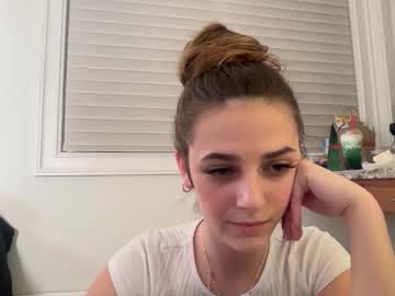 lauramaexo's chat room