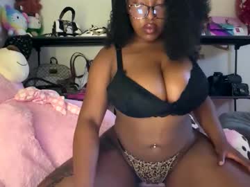 cocolovesyou2's chat room