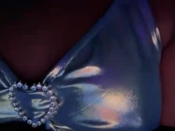 kinkycoupleinteracial's chat room