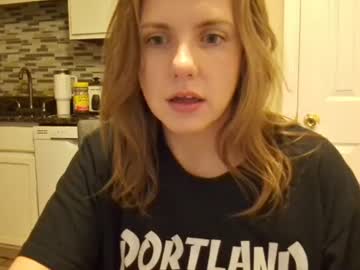 tinywithtiddies's chat room