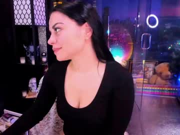 alma_pearl's chat room