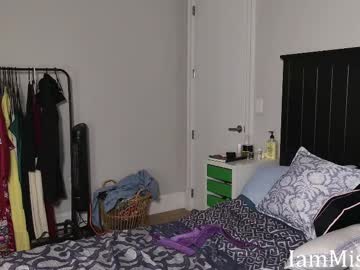 iammisstery's chat room