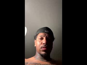 prettyandpinkkk's chat room