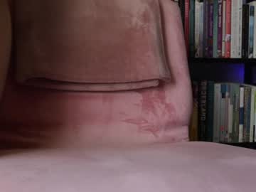 ellynaomi's chat room