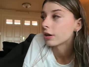 clairewalkerrr's chat room