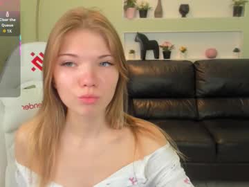 michafox's chat room