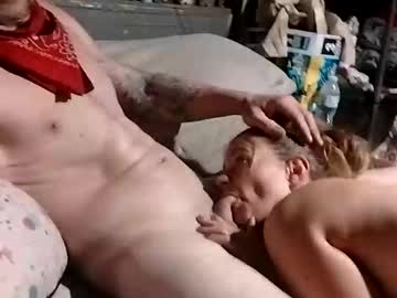 kitty10719's chat room