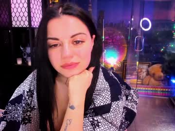 alma_pearl's chat room