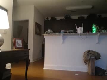 hotblondemilf1962's chat room