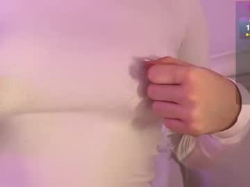 moonelly's chat room