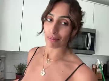 camiliakxoxo's chat room