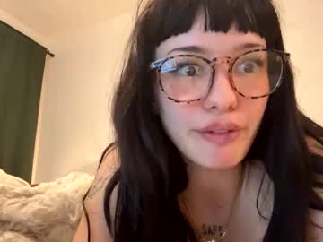 lolaandthegun's chat room