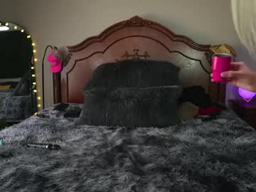 oh_lovely_girl's chat room