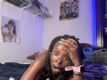 kinkycoupleinteracial's chat room