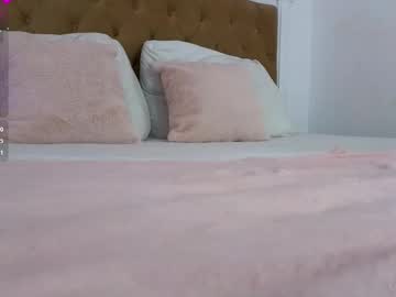 ilikeithaard's chat room