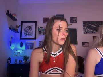 miamoorexo's chat room