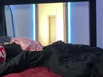 paisleyluvv's chat room