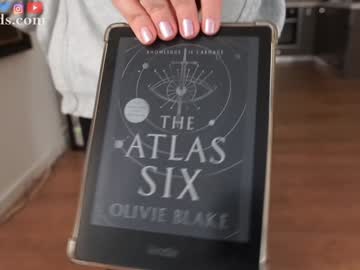 serareads's chat room