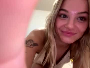 britneycherry08's chat room