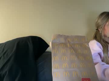 evebrooksss's chat room