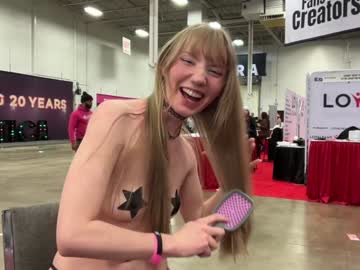 eve003300's chat room