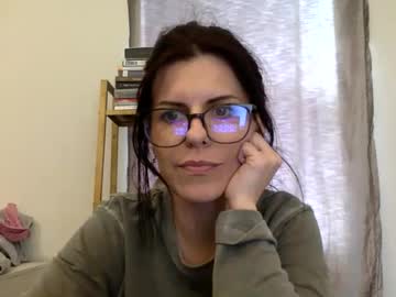 sweetriddance's chat room