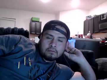 trixy79100's chat room