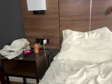 deepthroatqueen33's chat room