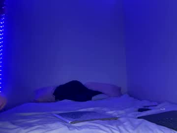 blondieangel11's chat room