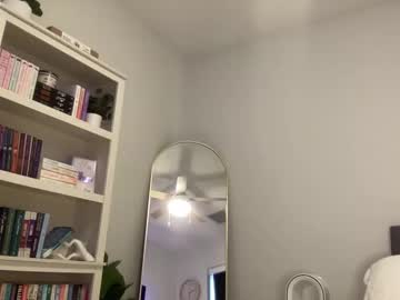 elenalovexxx's chat room