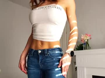 sunluscious's chat room