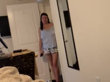 sinfulspouses's chat room