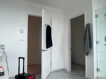 lilybrown07's chat room