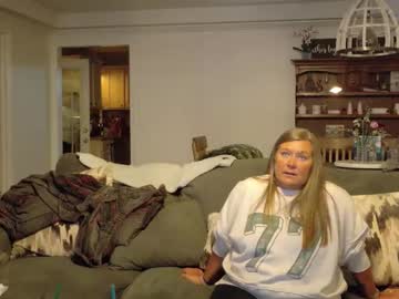 curiouscouple3143's chat room