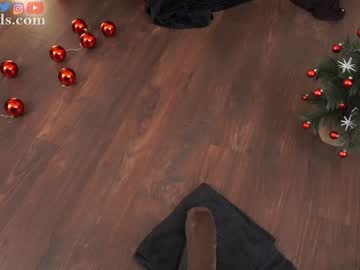 serareads's chat room