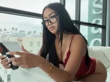 bellamillerx's chat room