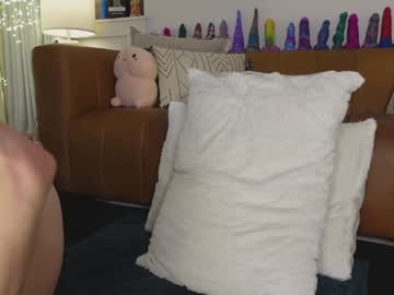 taylor_love_303's chat room