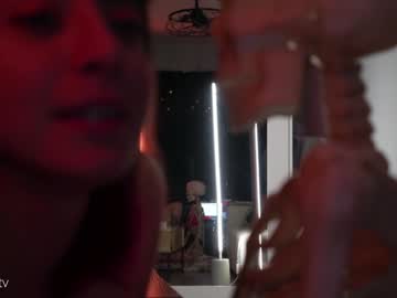 lizmreow's chat room